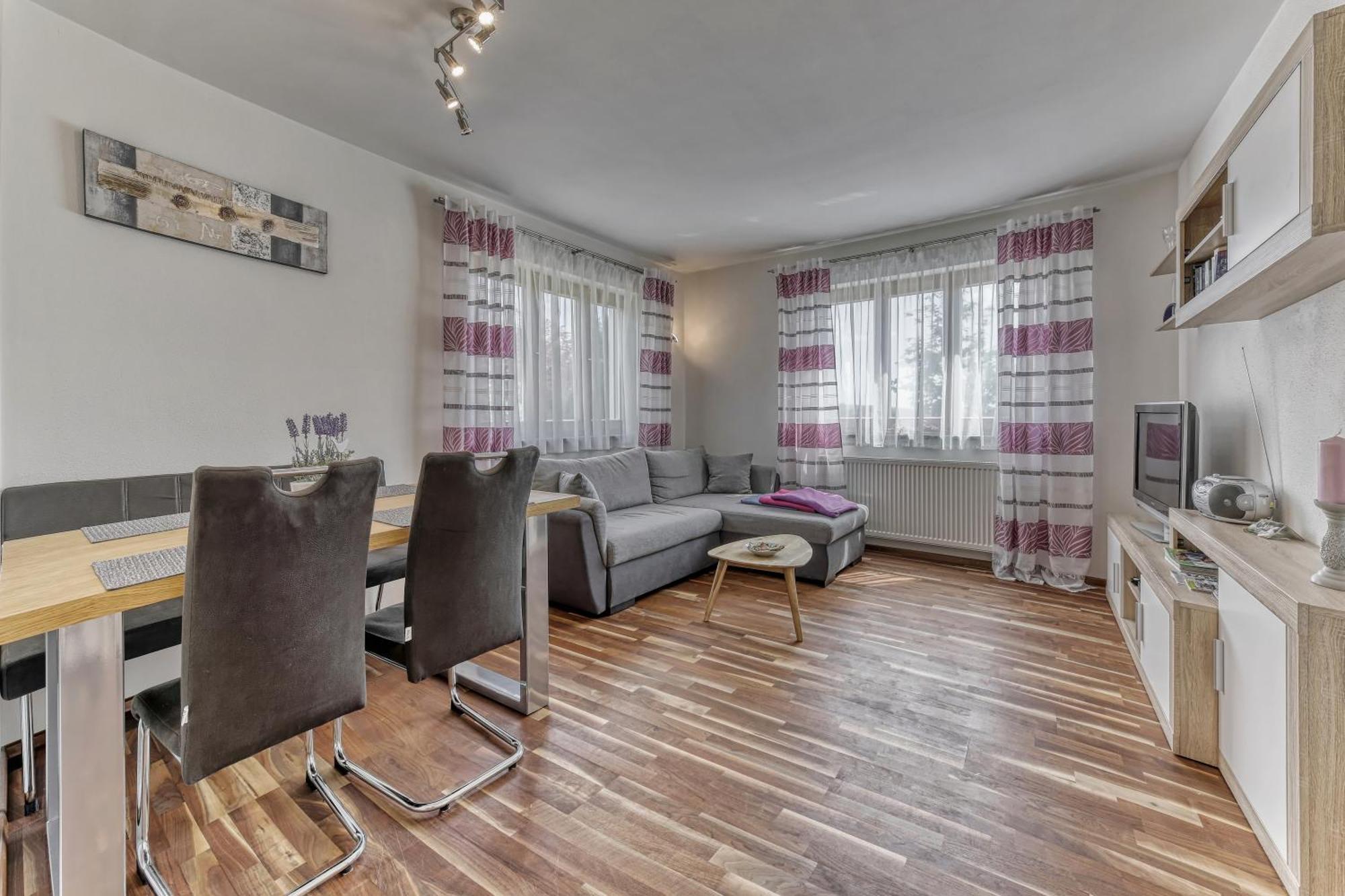 Ferienwohnung Fernblick Neukirchen vorm Wald Exteriér fotografie